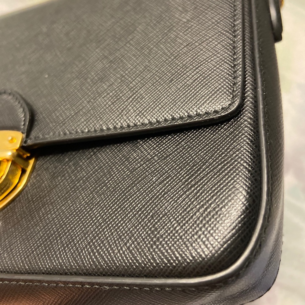 ‼️SOLD‼️Authentic Prada Crossbody Saffiano leather - Picture 16 of 16